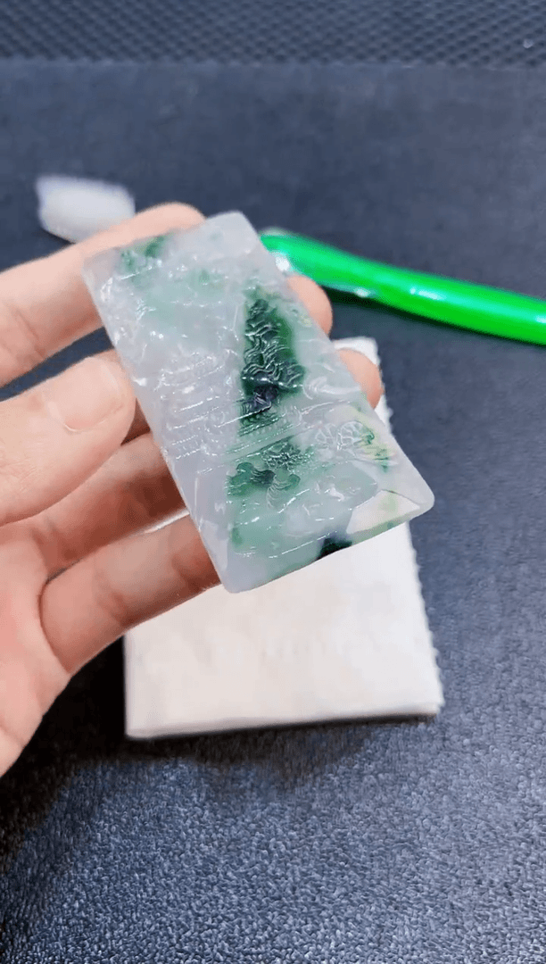 【闪购商品】翡翠吊坠未镶嵌1
