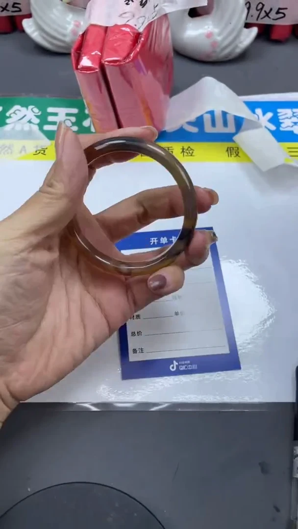 【闪购商品】玛瑙/玉髓手镯未镶嵌42