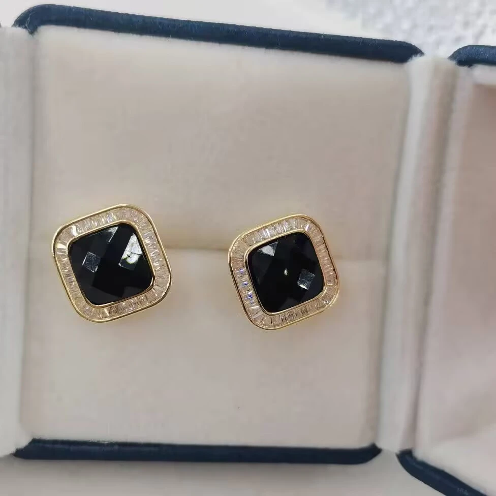 铜合金耳饰 高级感设计师轻奢款耳钉耳饰~7861