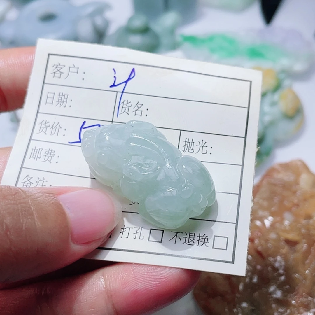 【闪购商品】翡翠颈饰未镶嵌针**元