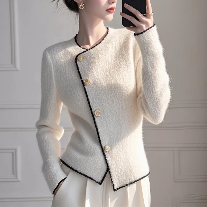 韩系chic别致白色加厚毛衣外套女款外穿2024秋冬小香风打底衫上衣