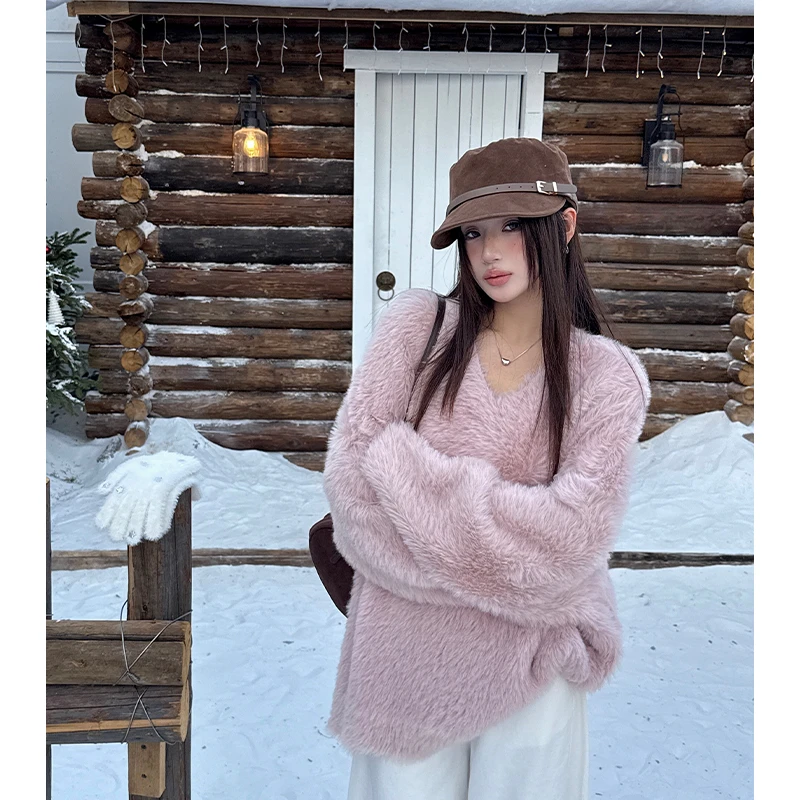 现货2024秋冬新款仿水貂绒猫猫风V领毛衣加厚针织上衣