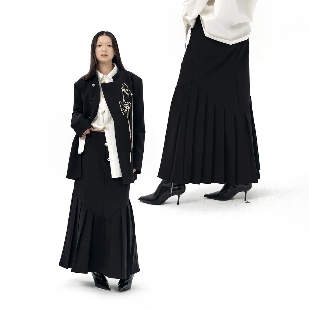 LOUMUTAKU梦泽新中式马面百褶裙复古散边西装A字裙小众春