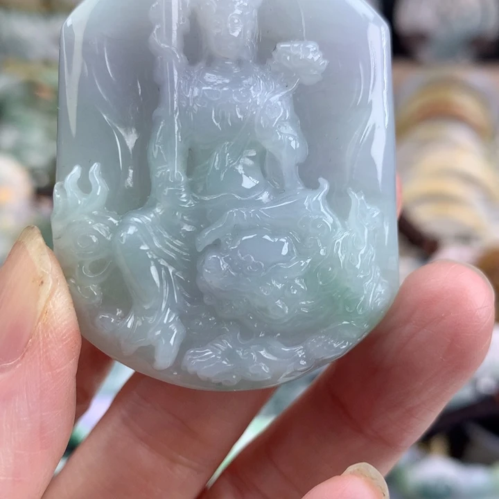 翡翠颈饰未镶嵌吊坠