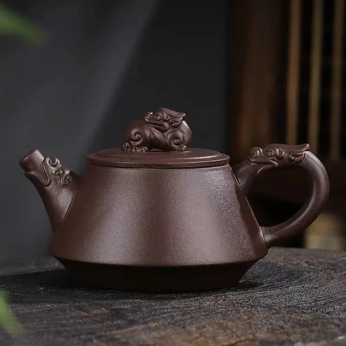 候新紫砂-瑞兽石瓢壶-210cc