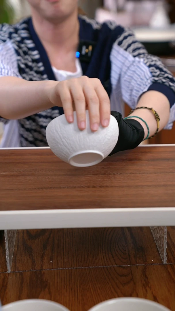 【闪购商品】塑料浮雕岩石纹陶瓷小碗11.5cm-白色