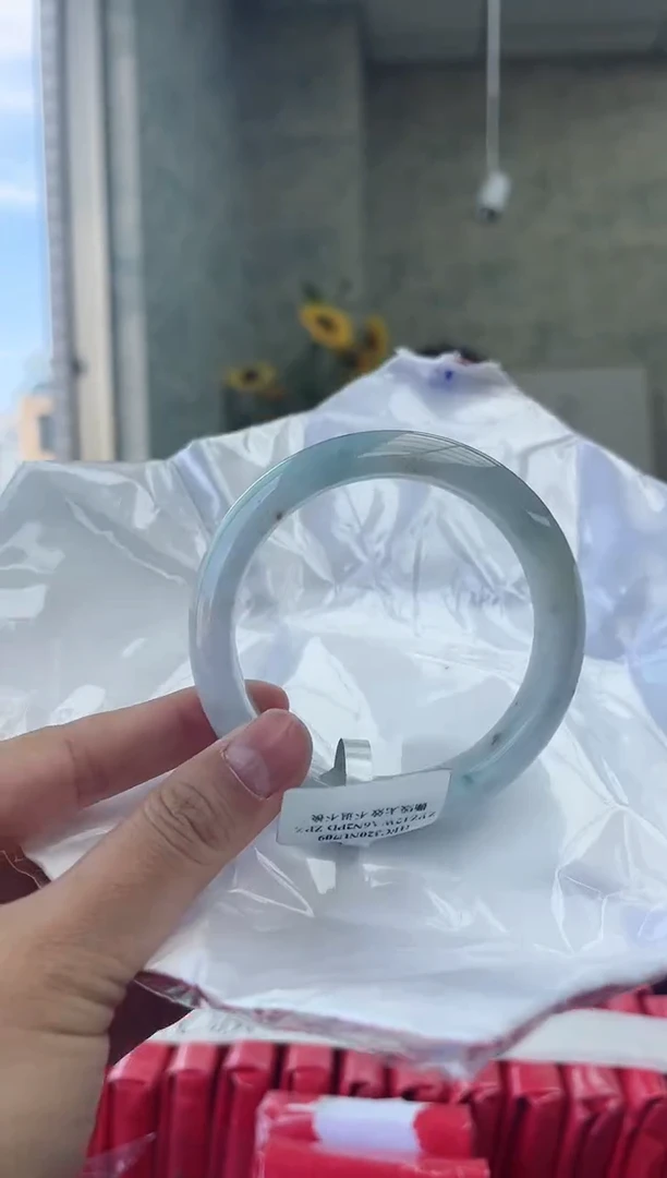 【闪购商品】翡翠手镯未镶嵌2手镯