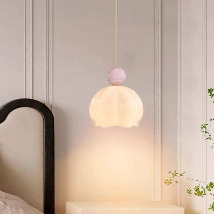 奥朵中古铃兰卧室床头吊灯复古电视背景墙奶油风高级感吊线氛围灯