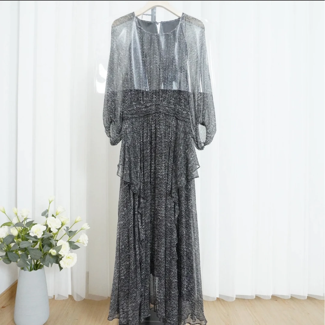 宽松连衣裙女装连衣裙春夏印花优雅桑蚕丝大摆连衣裙黑白条701