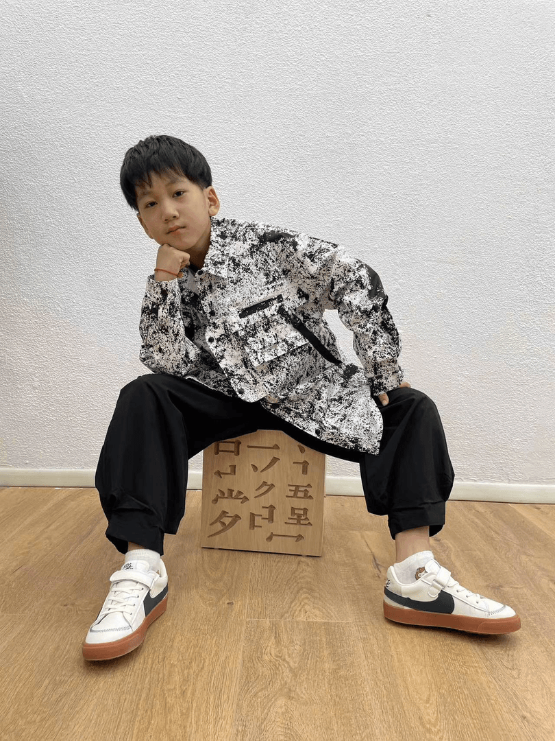 1106  春季中大童乱点外套 D