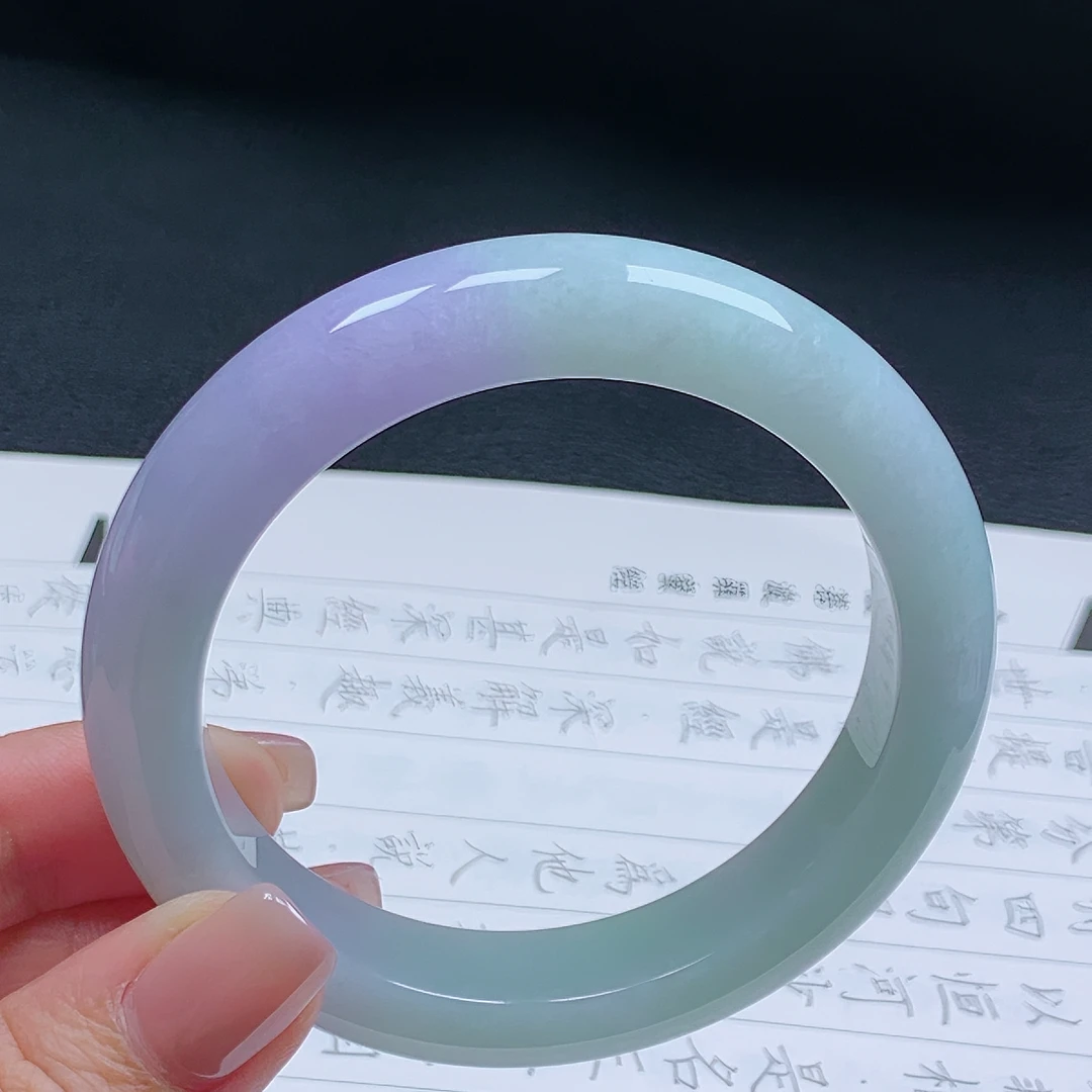 58圈天然翡翠A货老坑冰糯种春带彩手镯012女款宽边翡翠色精美