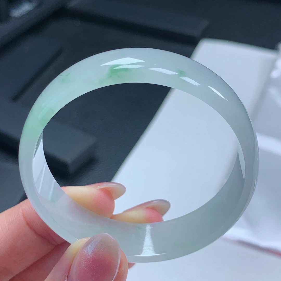 86缅甸翡翠A货老坑冰种飘花公主镯50.3mm