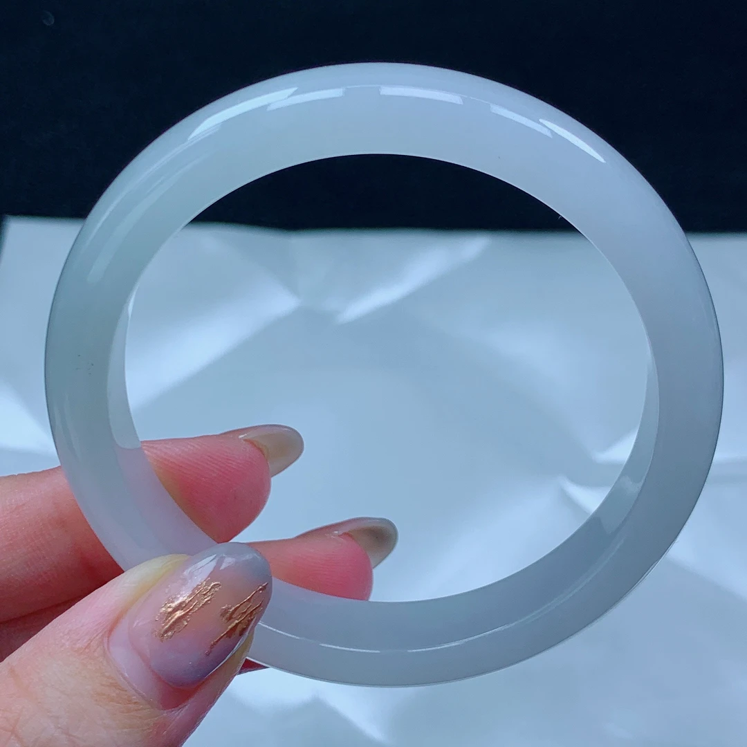 4缅甸翡翠A货老坑冰种白月光手镯59.4mm
