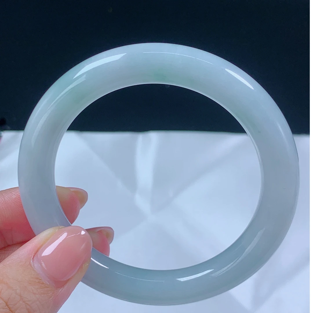 11缅甸翡翠A货老坑种天空蓝圆条手镯57.7mm女款测量美人镯少女