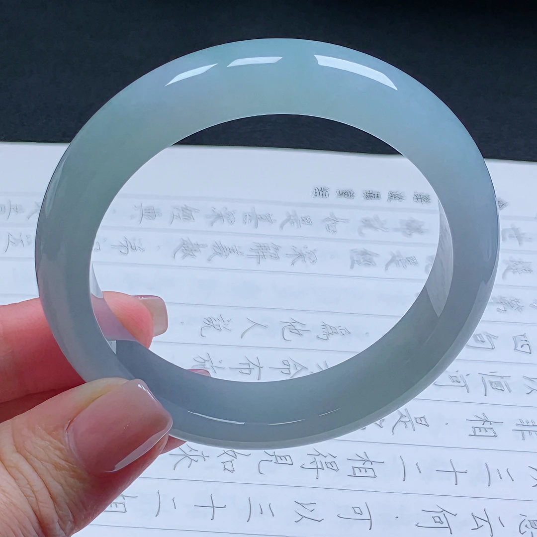 57圈天然翡翠A货老坑种天空蓝手镯013女款冰透翡翠色平安镯美人镯