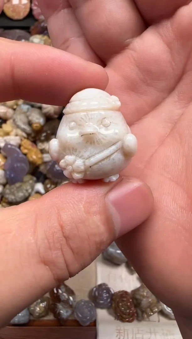 【闪购商品】硅化珊瑚（珊瑚玉）颈饰未镶嵌926