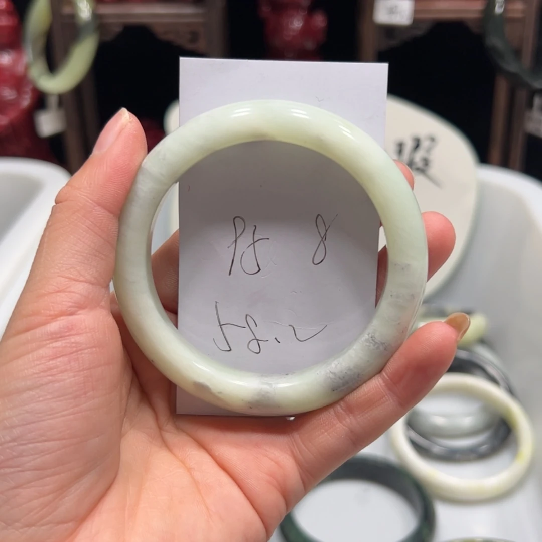 【闪购商品】蛇纹石玉手镯未镶嵌