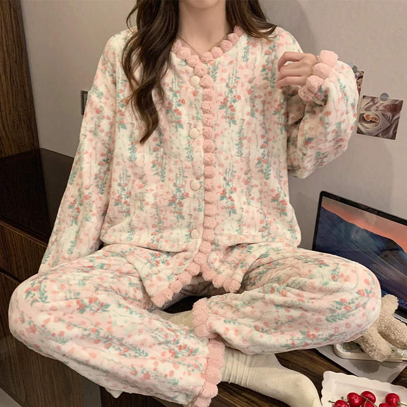 温柔风花卉珊瑚绒开衫睡衣女2025秋冬季新款加厚法兰绒家居服套装