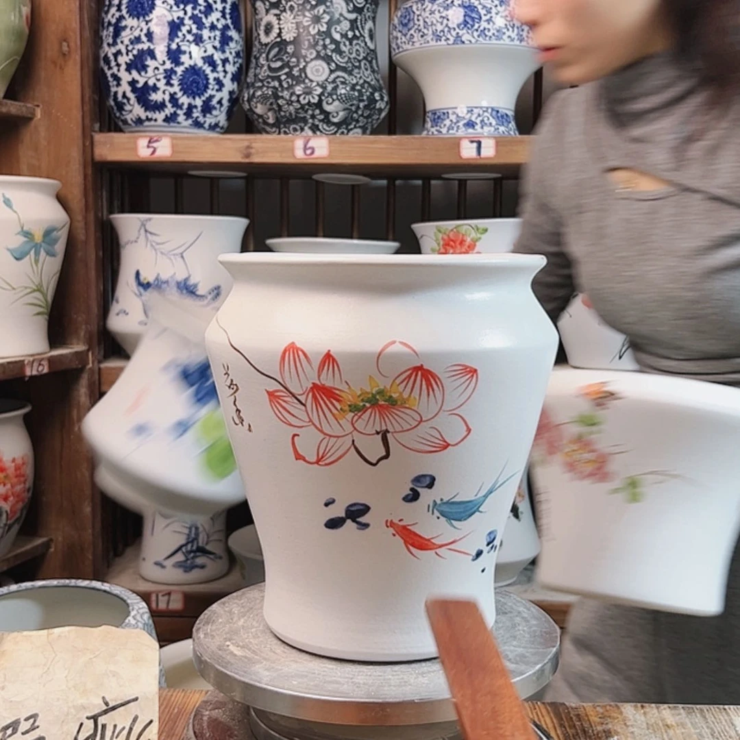 【闪购商品】陶瓷摆件小脚荷花鱼