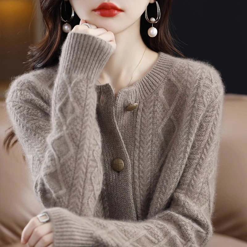 100%纯羊毛衫女2024新款绞花设计针织毛衣开衫气质显瘦羊绒小外套