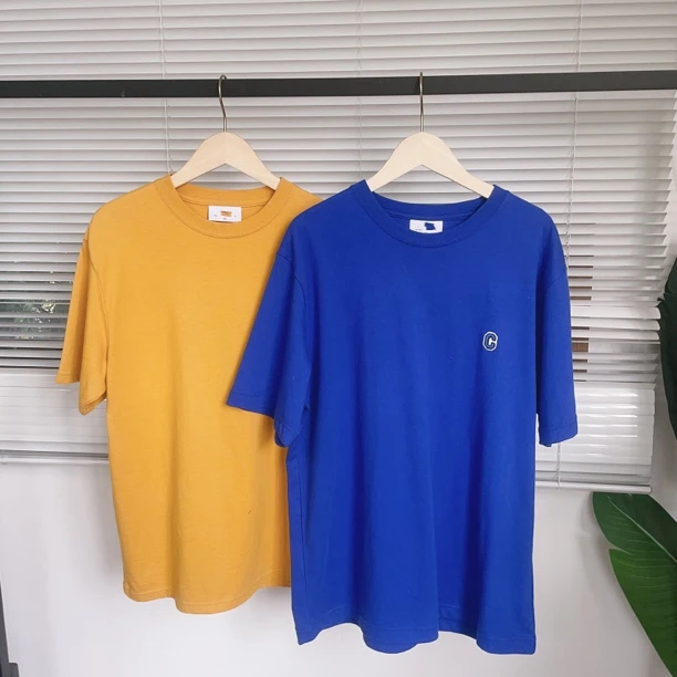 Z-8 四色C字母圆领厚实高克重休闲T恤