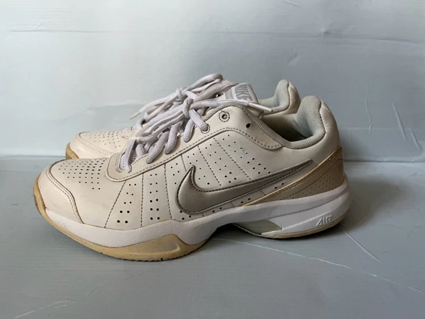 40.5码 耐克低帮跑步鞋 Nike老爹鞋