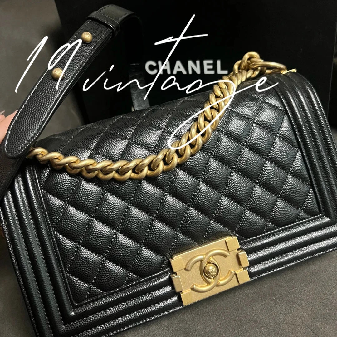95新 Chanel/香奈儿 香奈儿黑金中号鱼子酱leboy