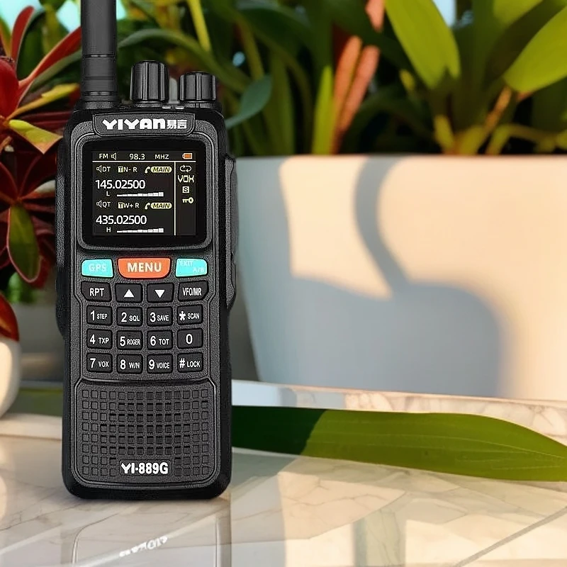 易言YI-889G模拟对讲机内置GPS定位中文菜单航空段10W手台