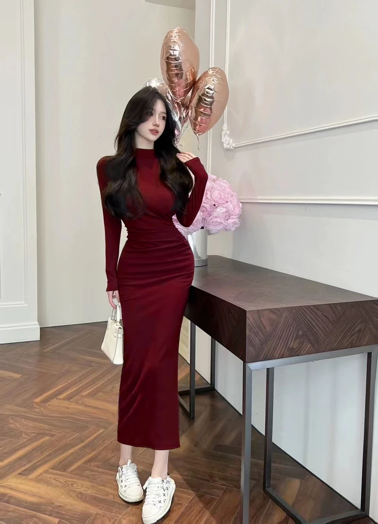 宝藏衣橱上新半高领收腰打底连衣裙女秋冬性感显瘦配大衣内搭2135