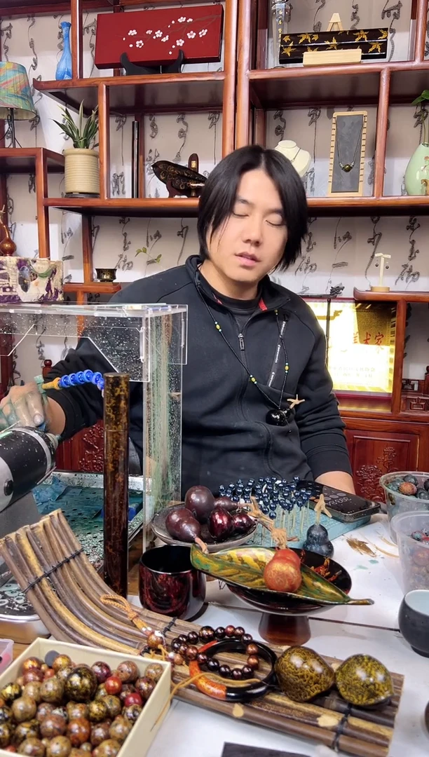 【闪购商品】非遗大漆红蓝绿金各一颗老型珠1.5共3颗