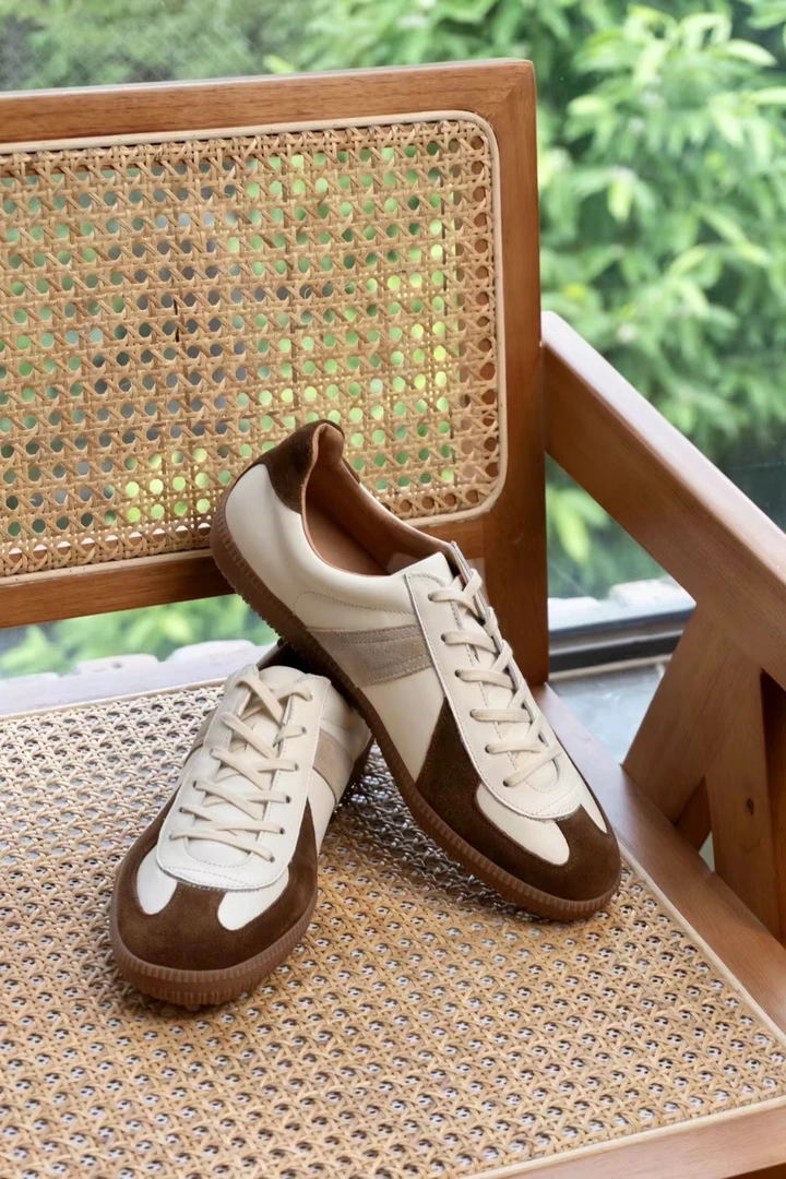 美拉德配色德训鞋