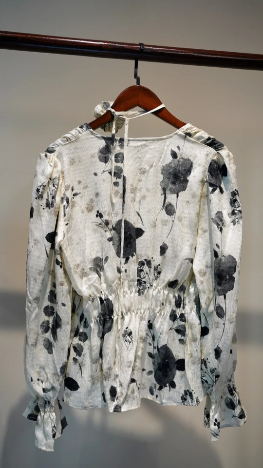 111-120孤品样衣N0退N0换女士蕾丝长袖圆领印花时尚