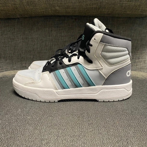 42码/Adidas 板鞋 二手 保真