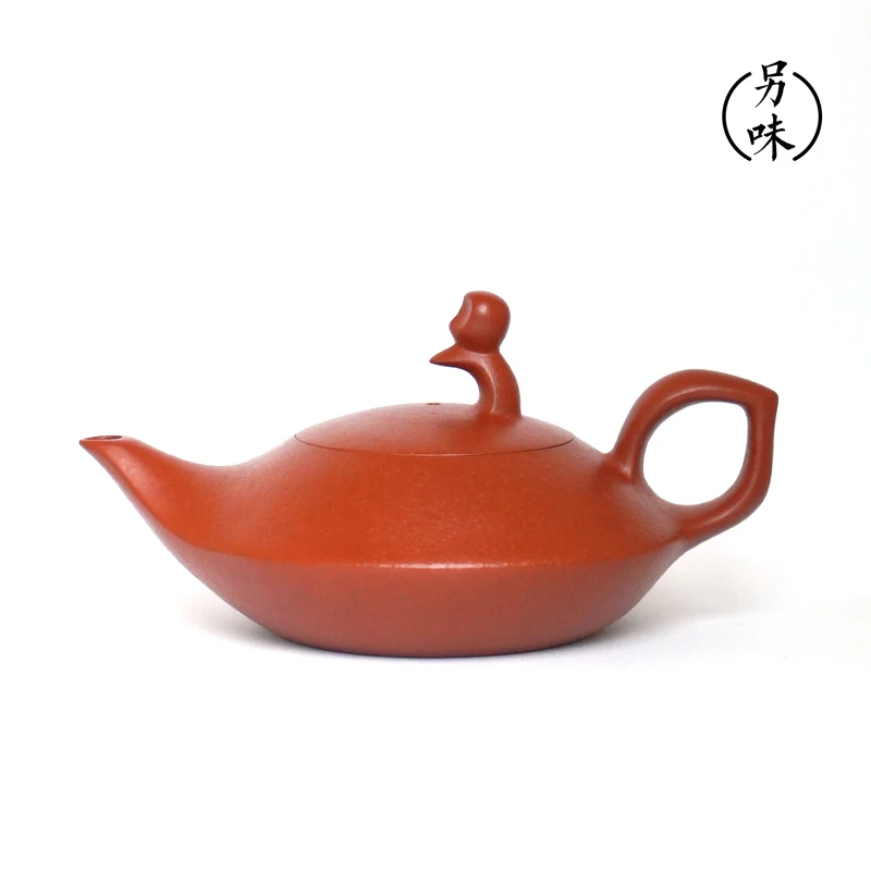 另味林嬿鱼籽朱泥悟空献桃虚扁壶潮州全手拉130cc紫砂聚香茶壶