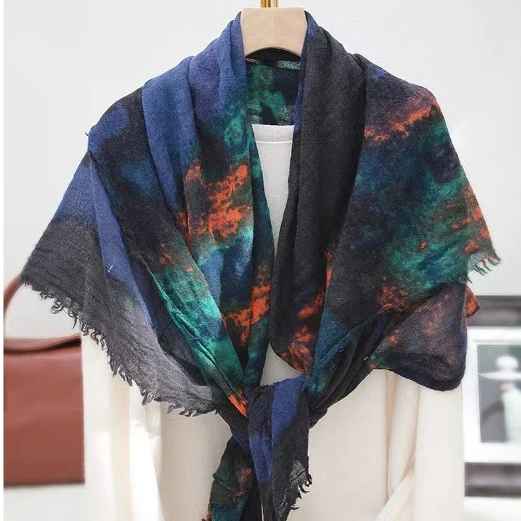 2023秋冬新款女士水煮羊毛方巾渲染复古百搭纯羊毛气质空调房披肩