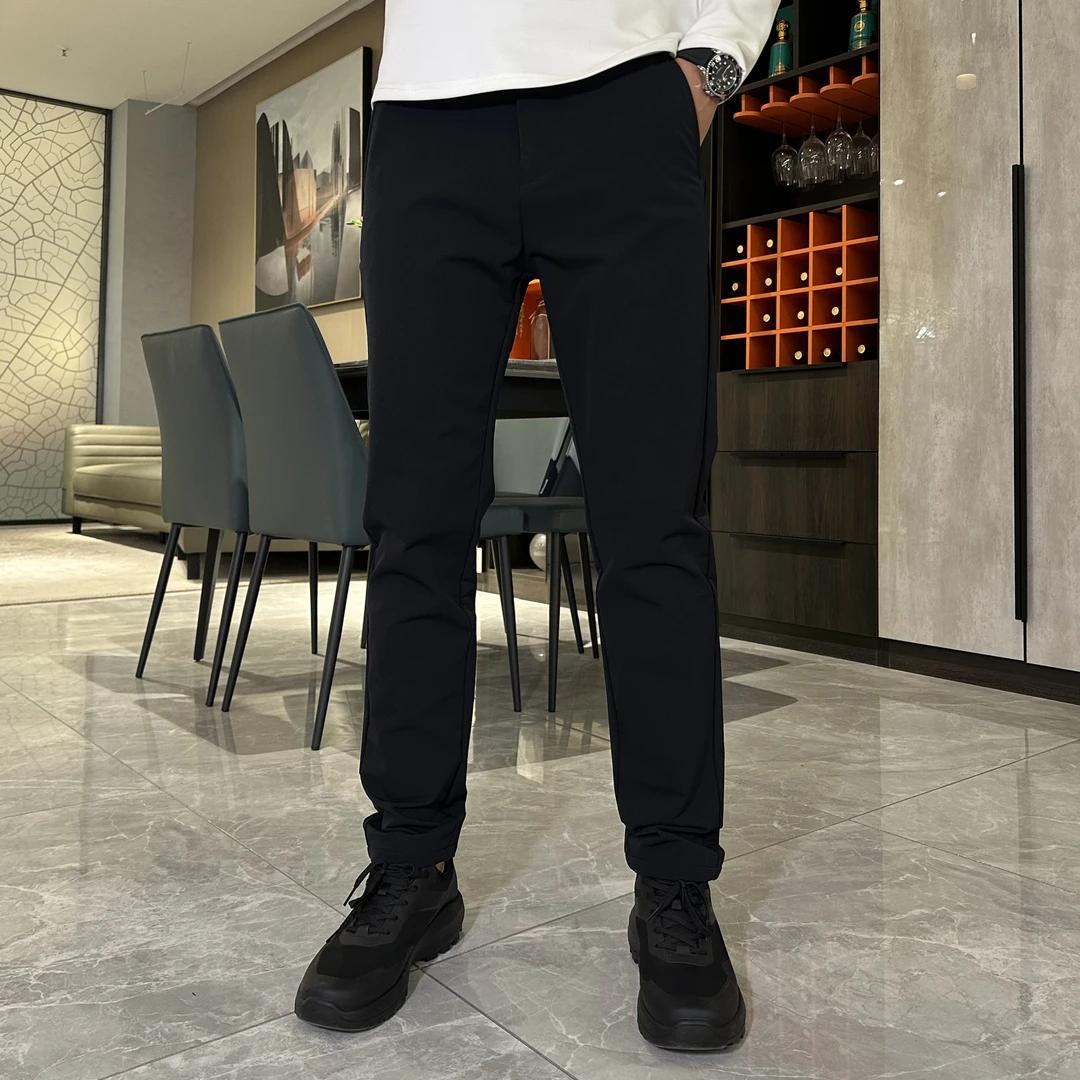 8883款秋季男士纯色户外百搭冲锋裤防水直筒休闲平角时尚休闲裤