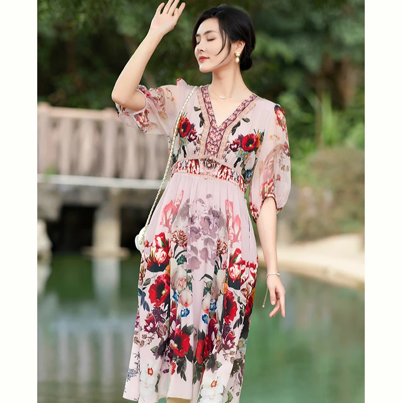 "花团锦簇" 夏季法式V领显瘦收腰轻奢时尚气质真丝连衣裙 90299