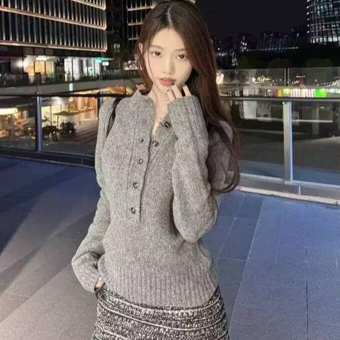 灰色半开领修身长袖毛衣女2024秋季新款复古时尚百搭套头针织衫潮