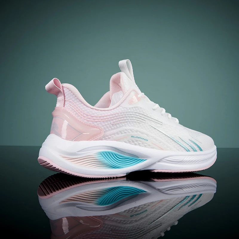 夏季镂空透气跑步鞋飞织运动鞋女款防臭一体织减震软底学生长跑鞋