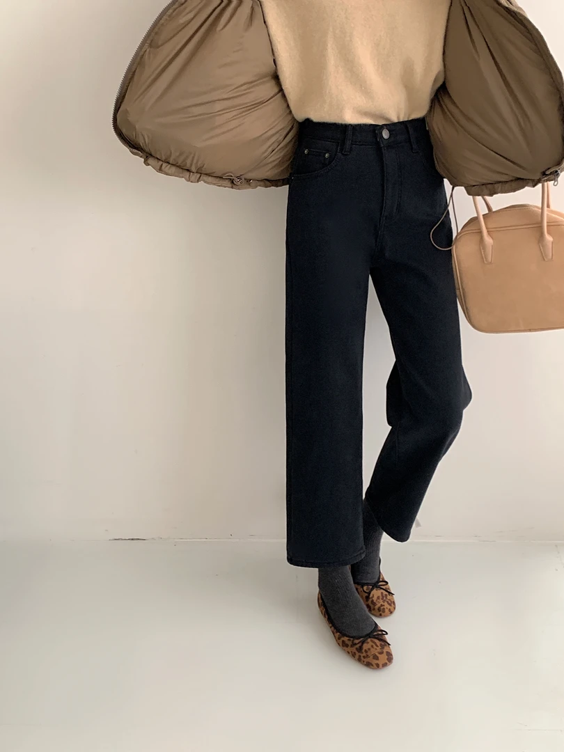 UM803-1韩系【小黑裤】小直筒牛仔裤四面弹加绒2024冬新牛仔裤