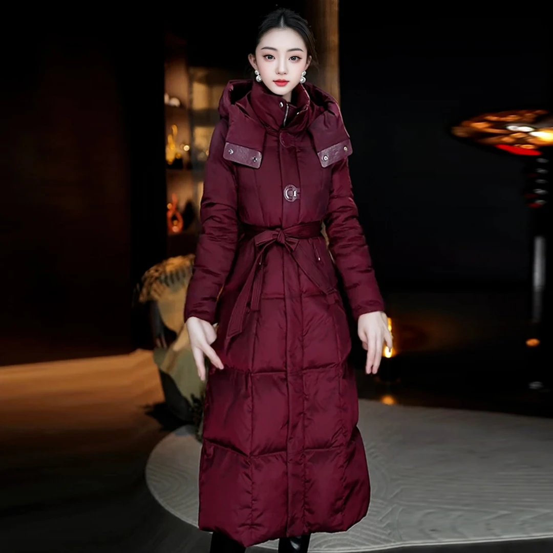 时尚高端羽绒服2025年冬季新款妈妈装气质收腰显瘦高级感保暖外套