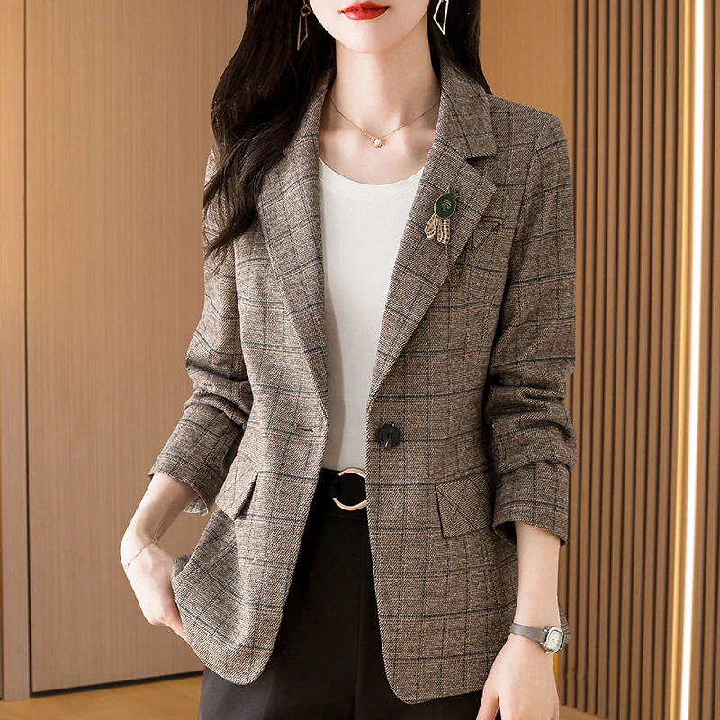 韩版格子小西装外套女2024年春秋新款轻奢高端小个子减龄通勤西服