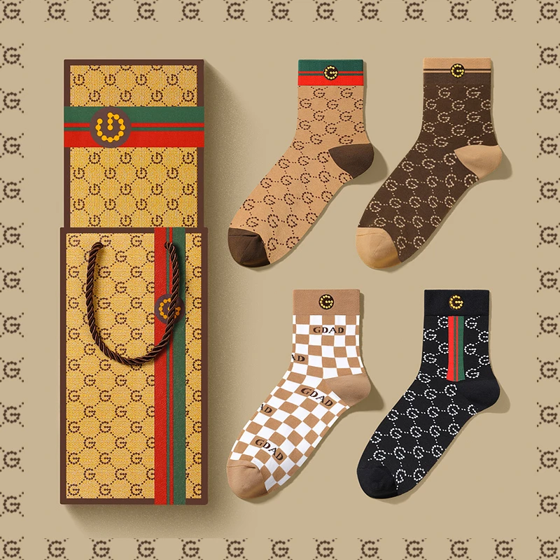 正品2025男士中筒袜子棉质经典条纹潮牌百搭防臭运动透气高档礼盒