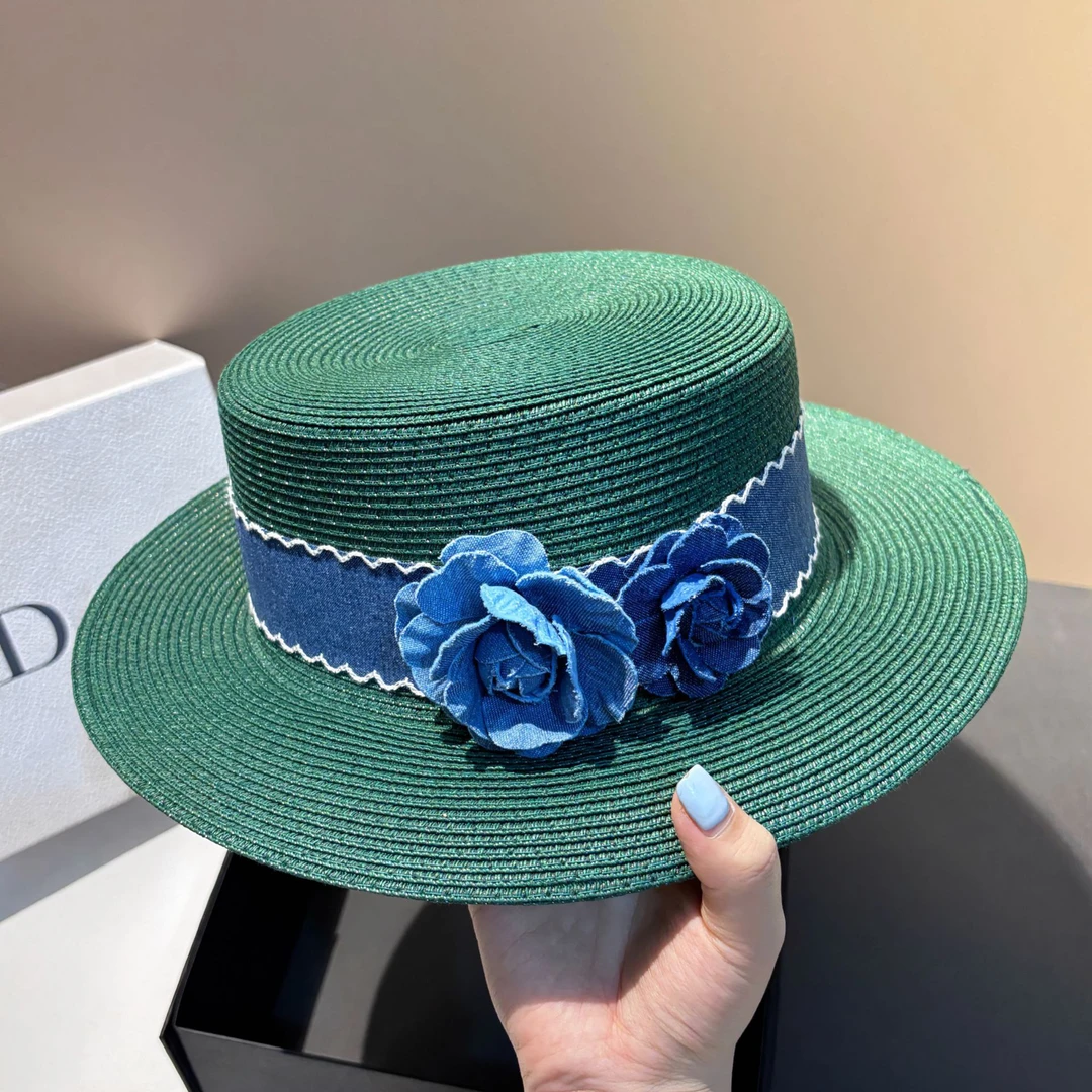 夏季新款小香风轻奢花朵细草遮阳礼帽户外防晒遮脸游玩平顶草帽女
