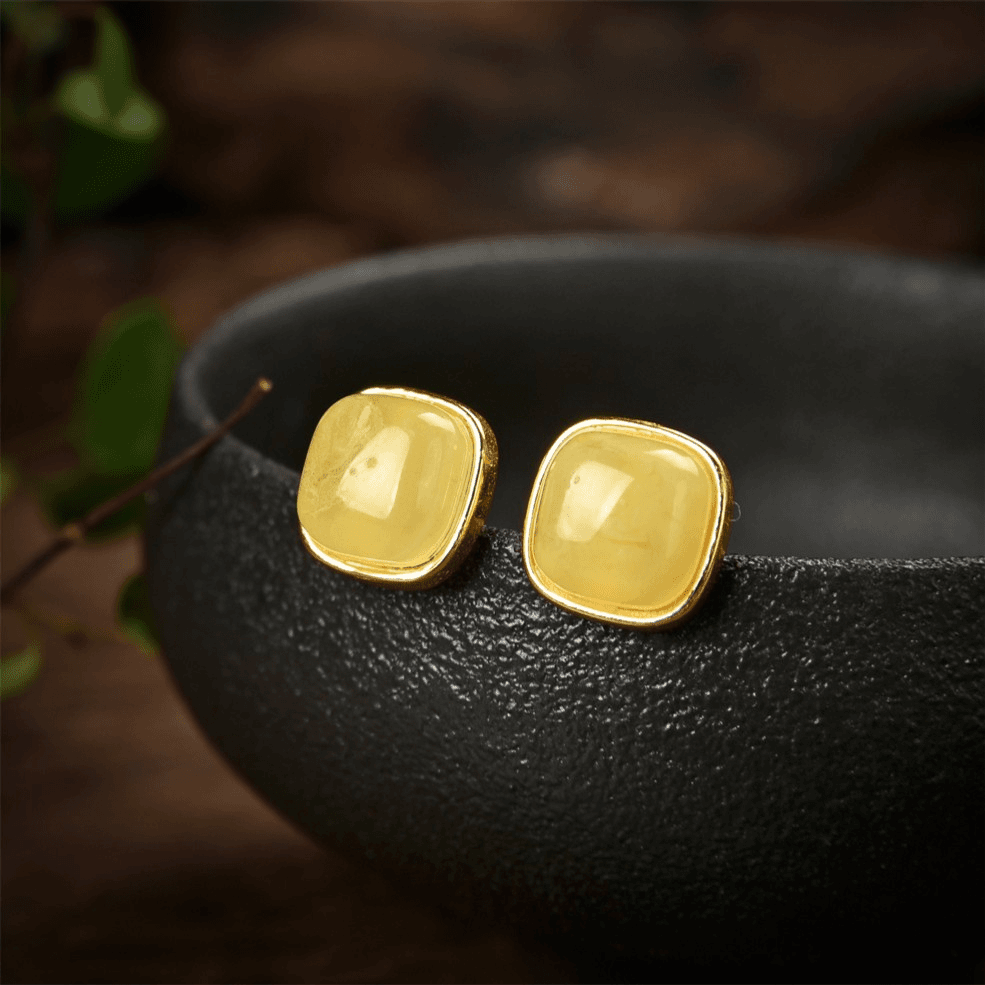925银银制品 （志）炎炎夏日系列~简约方形鸡油黄耳钉