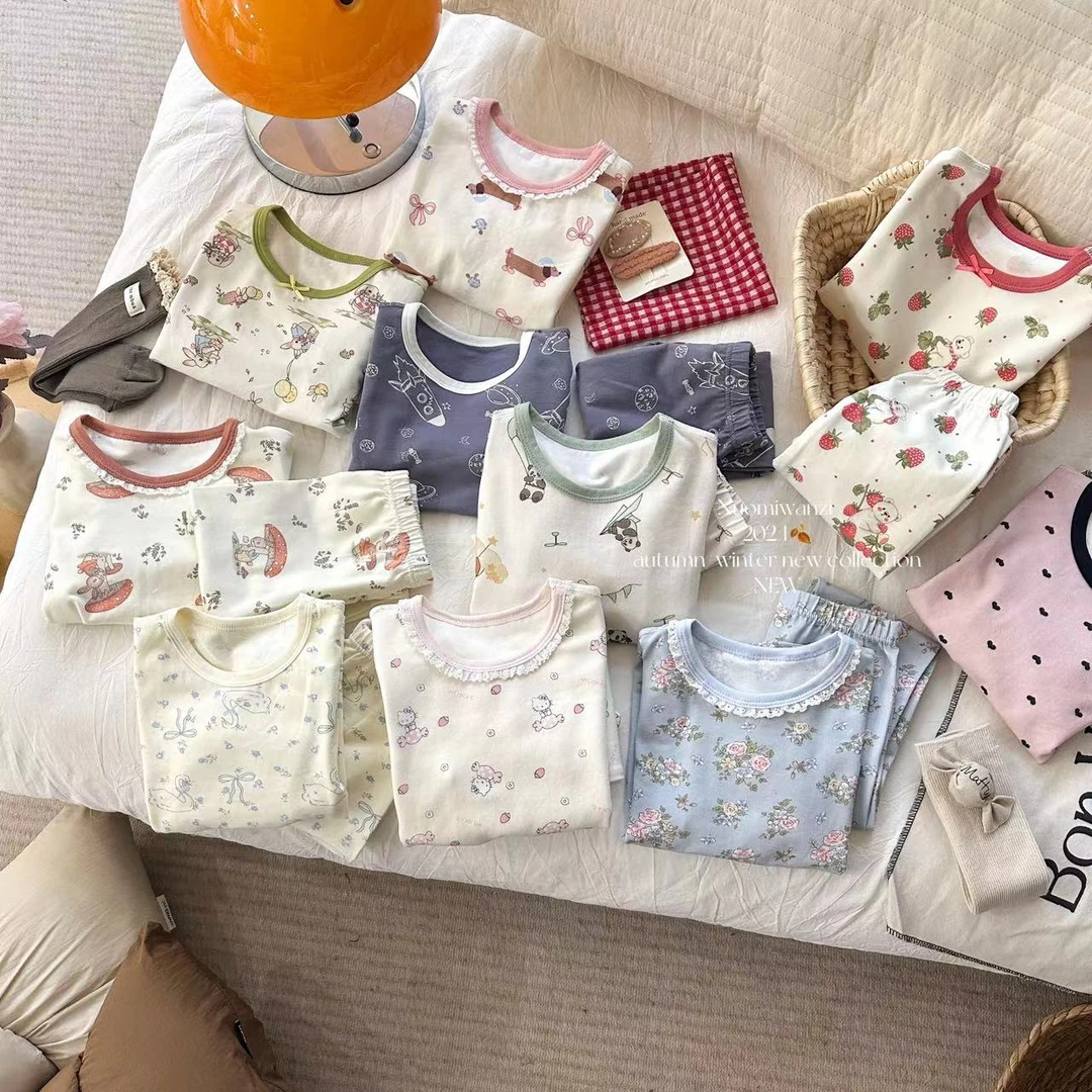 54220洹彩秋季新款儿童卡通肌底衣满印