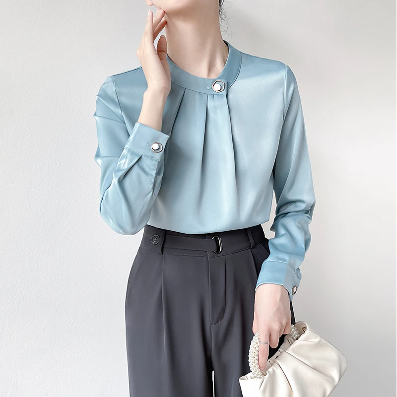 设计感蓝色衬衫女士长袖高级感通勤职业衬衣时尚气质百搭显瘦上衣