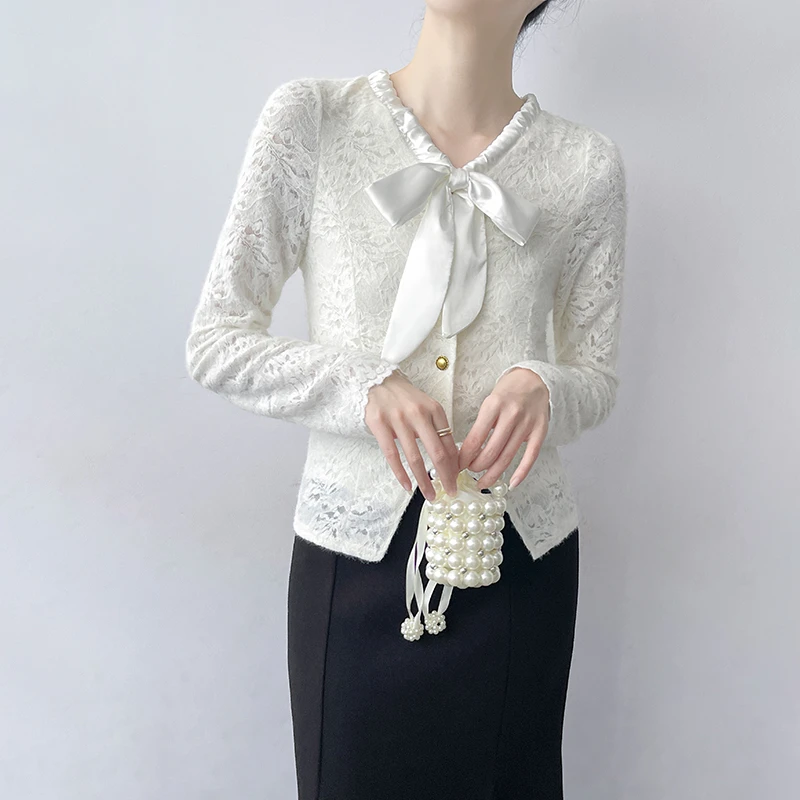 Q477蝴蝶结蕾丝衬衫女冬季内里加绒加厚保暖修身内搭打底V领上衣