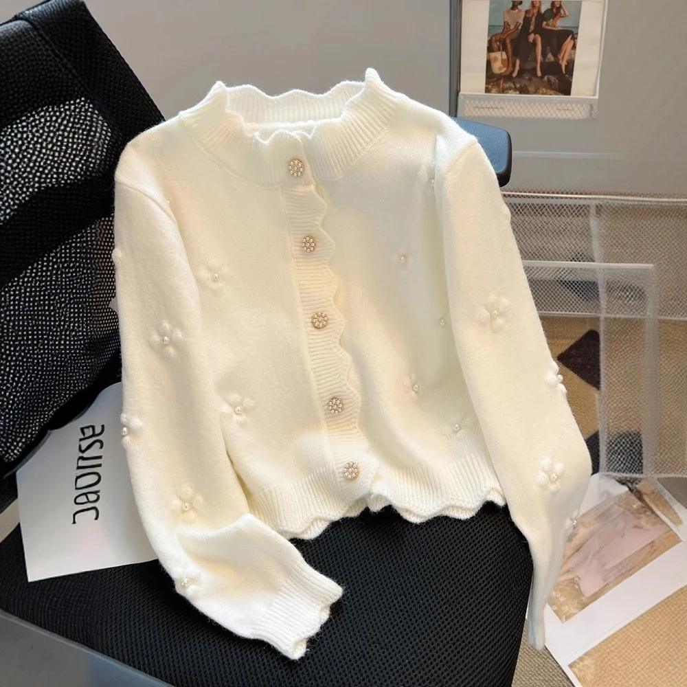 白色软糯奶fufu针织开衫女2025秋冬季新款上衣花朵毛衣外套小个子