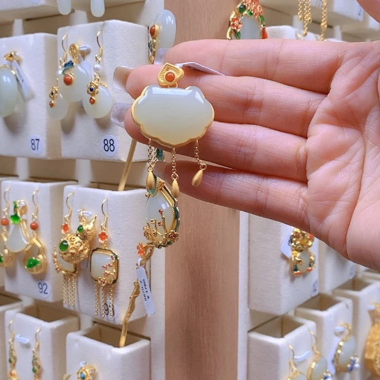 【闪购商品】和田玉颈饰银S925镀金镶嵌